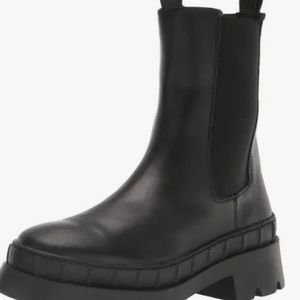 Steve Madden Barclay boot size 8